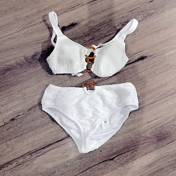 NWT CALZEDONIA BIKINI 👙 - Picture 2 of 4